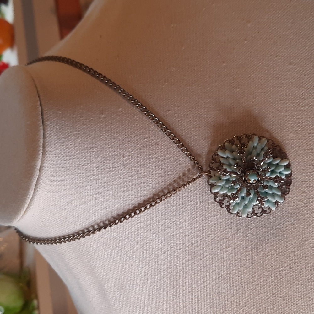 Pretty necklace